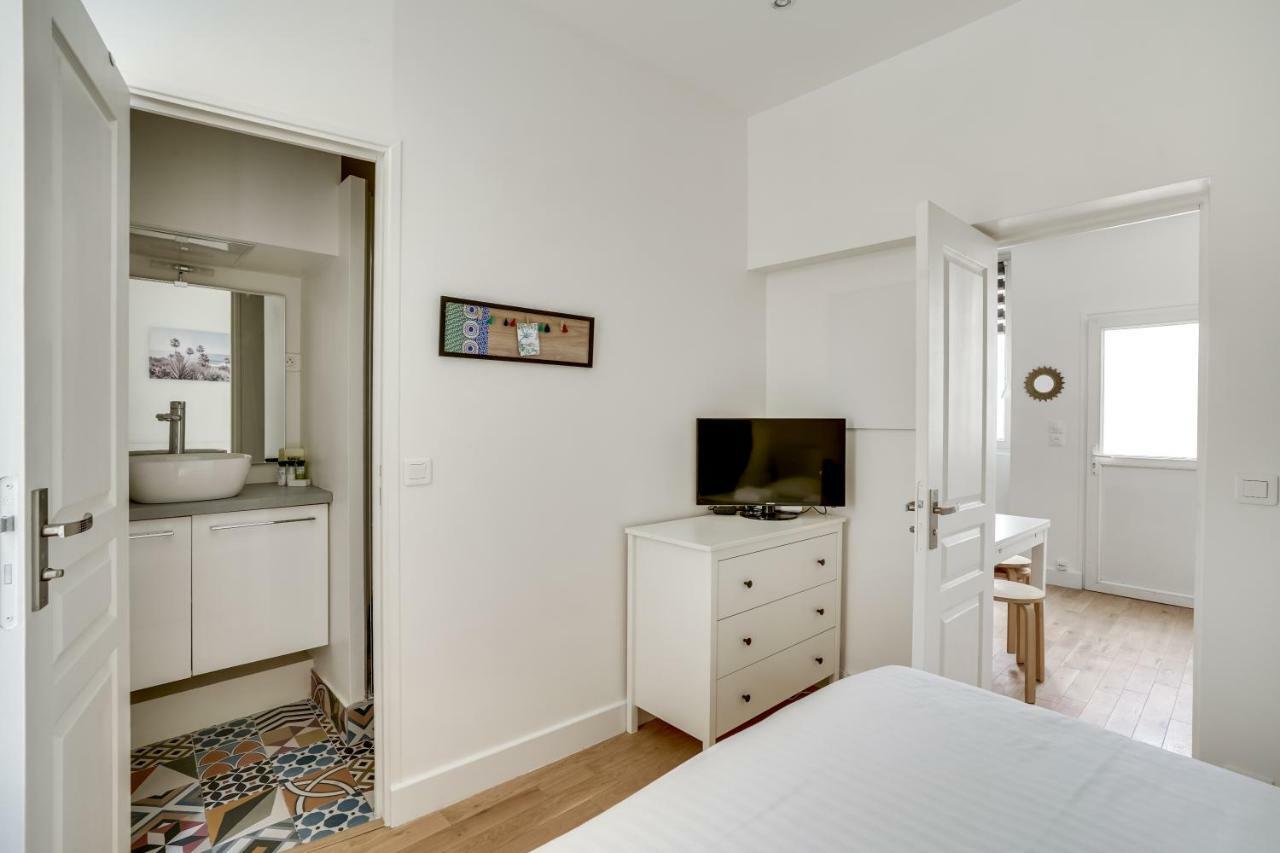 Apartment 3 People Close Eiffel Tower By Weekome Paris Eksteriør billede